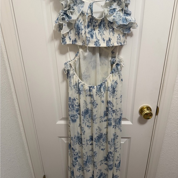 Blu Pepper Blue and White Smocked Dress - Picture 3 of 6